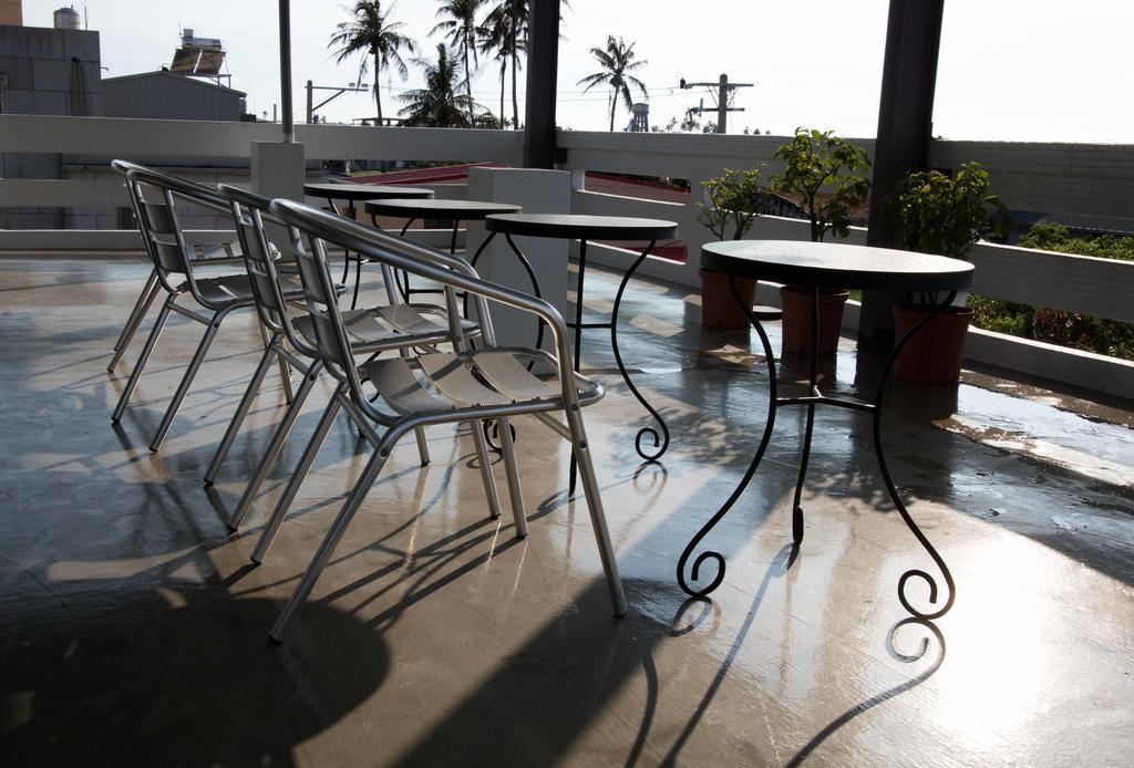Sailing Inn Donggang Exterior photo